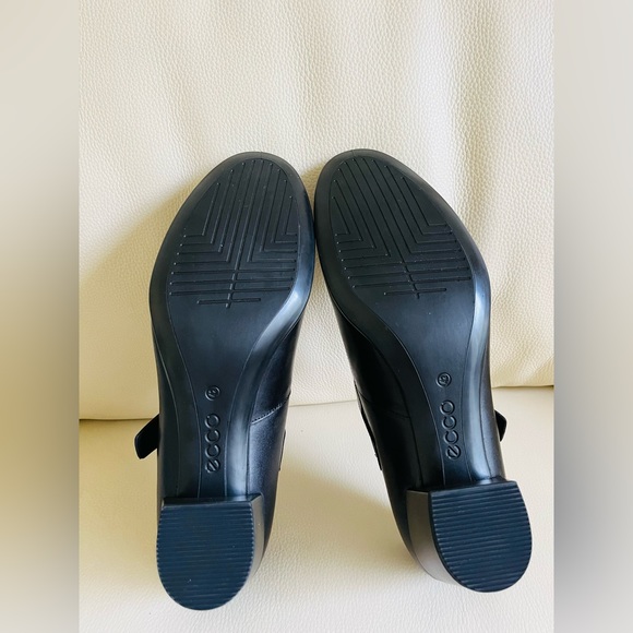 New in Box ECCO Women's Shape M 35 Mary Jane Pump US Size: 11-11.5 - Picture 8 of 17
